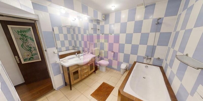 APARTAMENT PREMIUM | 200 MP | VILA MONUMENT ARHITECTURAL | CURTE |
